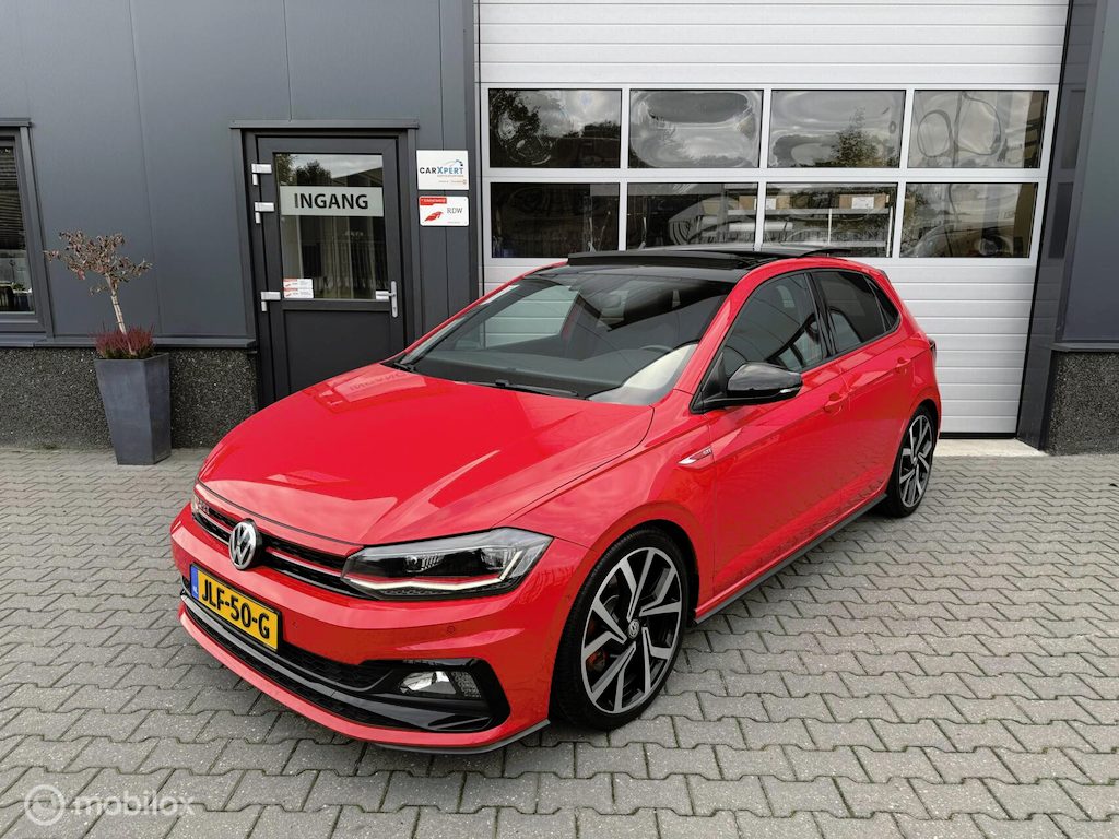 Volkswagen Polo 2.0 TSI GTI / Pano / Carplay