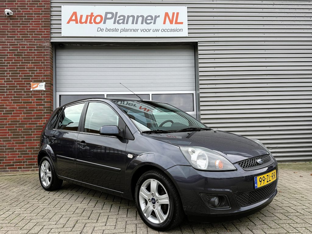 Ford Fiesta 1.4-16V Futura XL! 5-Deurs! Clima! Cruise!