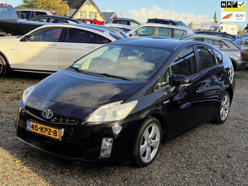 Toyota Prius 1.8 Aspiration Dealer Onderhouden Camera Carplay Leer StoelVW Grote Beurt Gehad twv 1800Euro