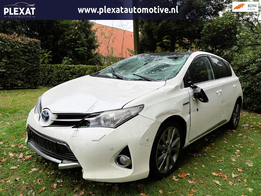 Toyota Auris 1.8 Hybrid Lease Pro Aut. | LET OP SCHADE | Panorama | Xenon | JBL Sound | Navigatie | Historie | Stoelverwarming |