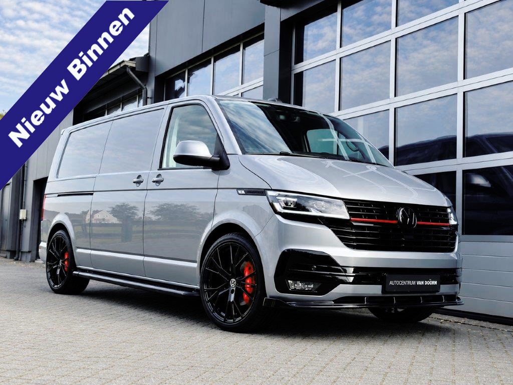 Volkswagen Transporter 2.0 TDI | 150pk | DSG | Bulli | Lang | Digital Display | Achterklep | Adaptive Cruise | Camera | 2x Comfortstoel | Ex btw