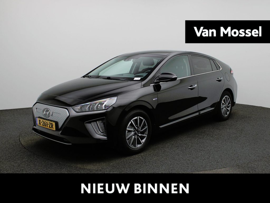 Hyundai Ioniq Comfort EV 38 kWh | TREKHAAK | CLIMATE CONTROL | CAMERA | SFEERVERLICHTING | STOELVERWARMING | LED |