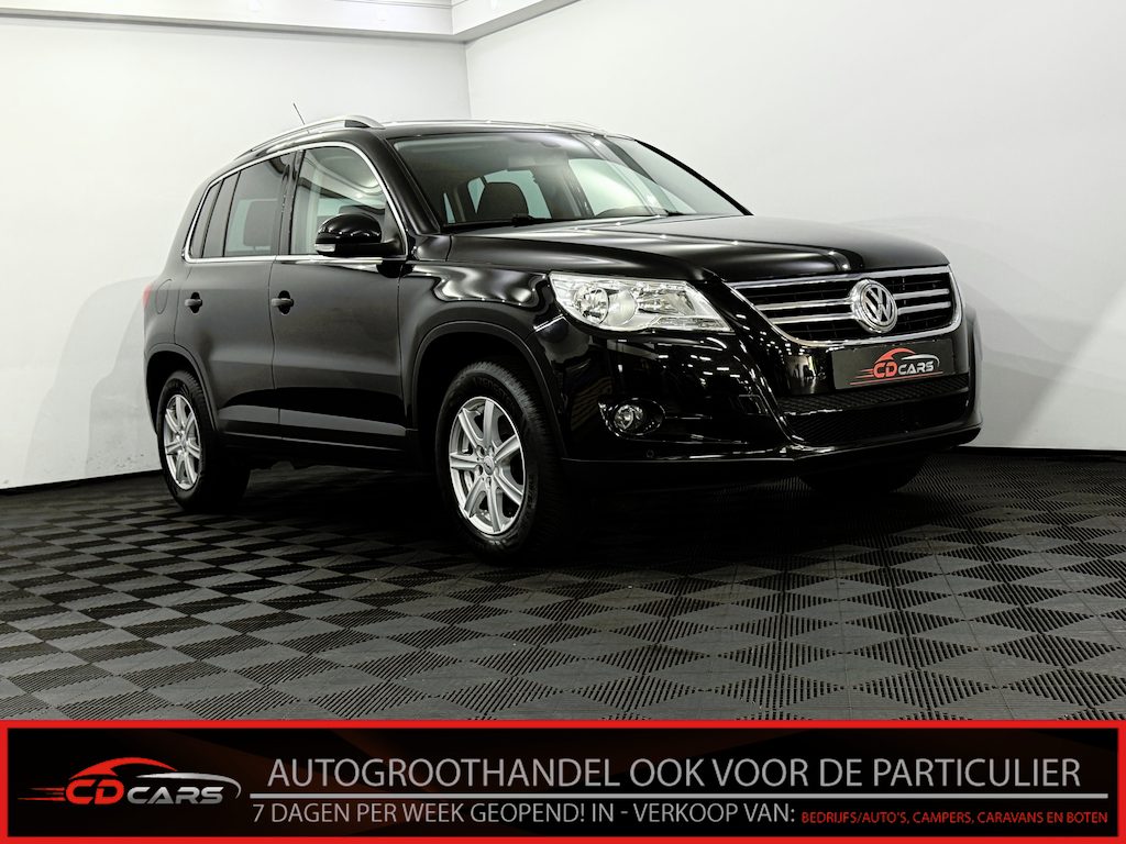 Volkswagen Tiguan 1.4 TSI Sport&Style Clima, Parkeersensoren, Navi, Cruise control, A start stop, Lichtmetalen velgen, Mistlamp