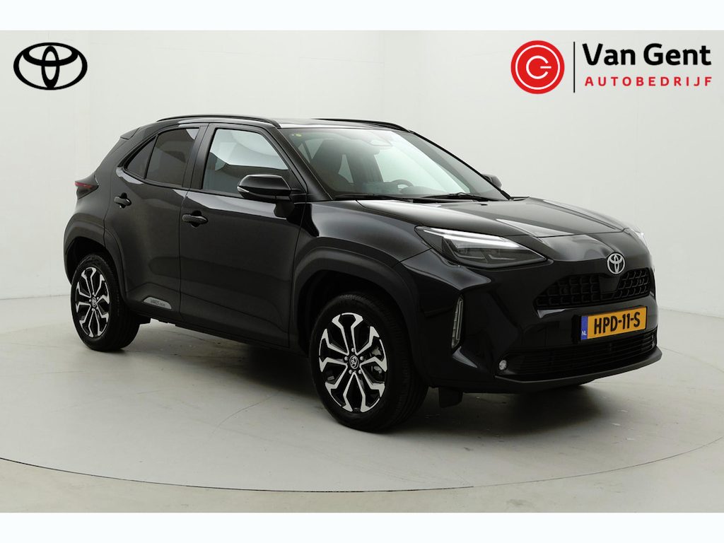 Toyota Yaris Cross 1.5 Hybrid 115 First Edition | Dodehoek detectie | Stoel-/stuurverwarming | Verwarmbare voorruit | Adaptive Cruise | Parkeersensoren voor/achter | Apple Carplay / Android Auto | Keyless | 17 inch