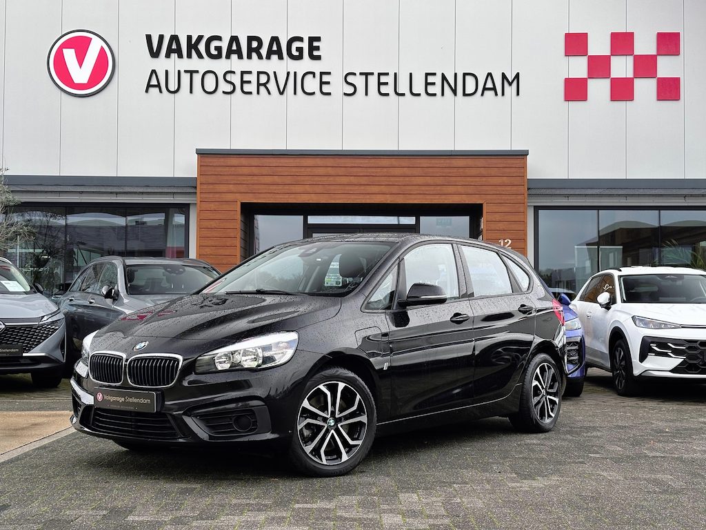 BMW 2-Serie Active Tourer 225xe iPerformance|Climate Control|Afn Trekhaak|Stoelverw|Navigatie|Cruise|Bluetooth