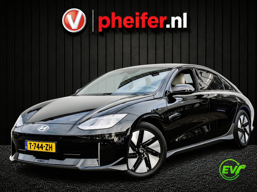 Hyundai Ioniq 6 Connect 53 kWh SOH 100% Leer/ Head-up/ Camera/ Stoel-stuurverwarming/ Blindspot/ Navigatie/ Carplay