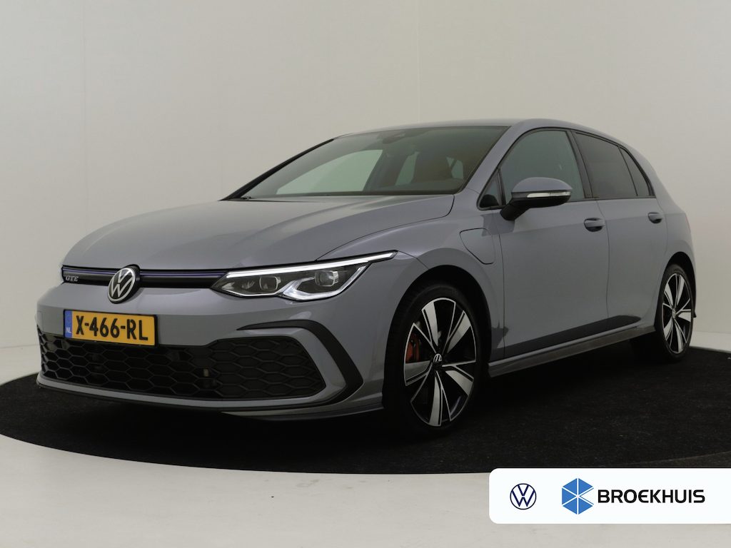 Volkswagen Golf 1.4 eHybrid GTE l Trekhaak Afn. | Stoel en Stuurverwarming l Adapt. Cr Control l Navi l Apple Car play/Android l 18" l PDC l