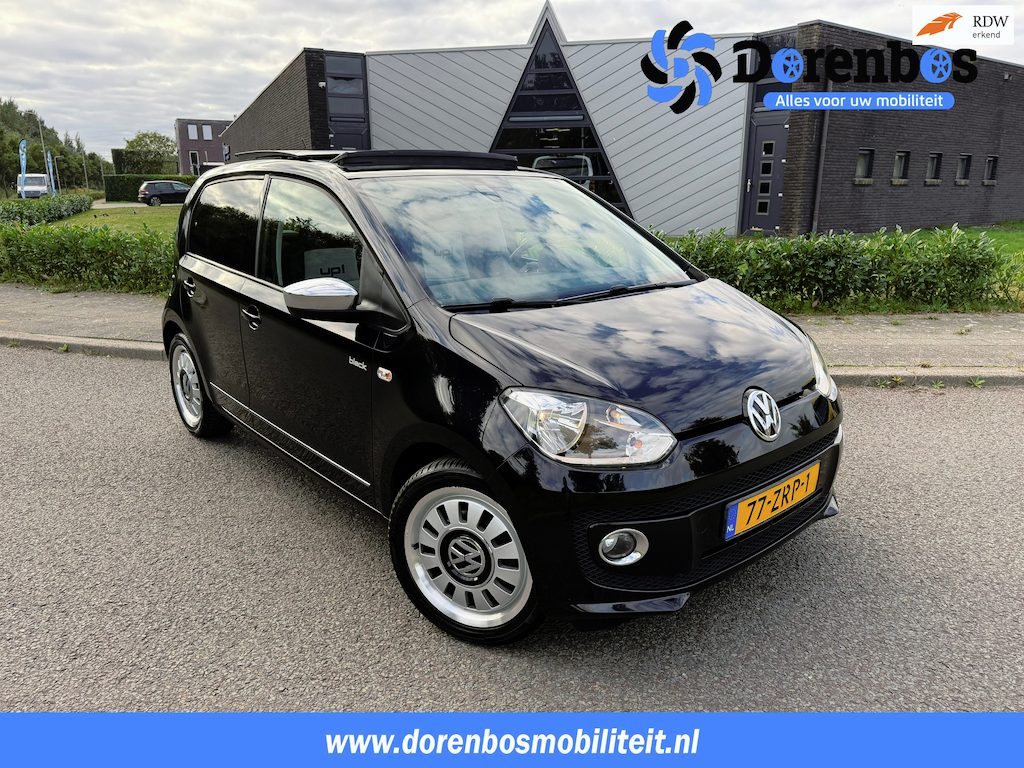 Volkswagen Up! 1.0 high up! BlueMotion | Panorama dak | Airco | Navigatie | PDC | Cruise control | Bluetooth