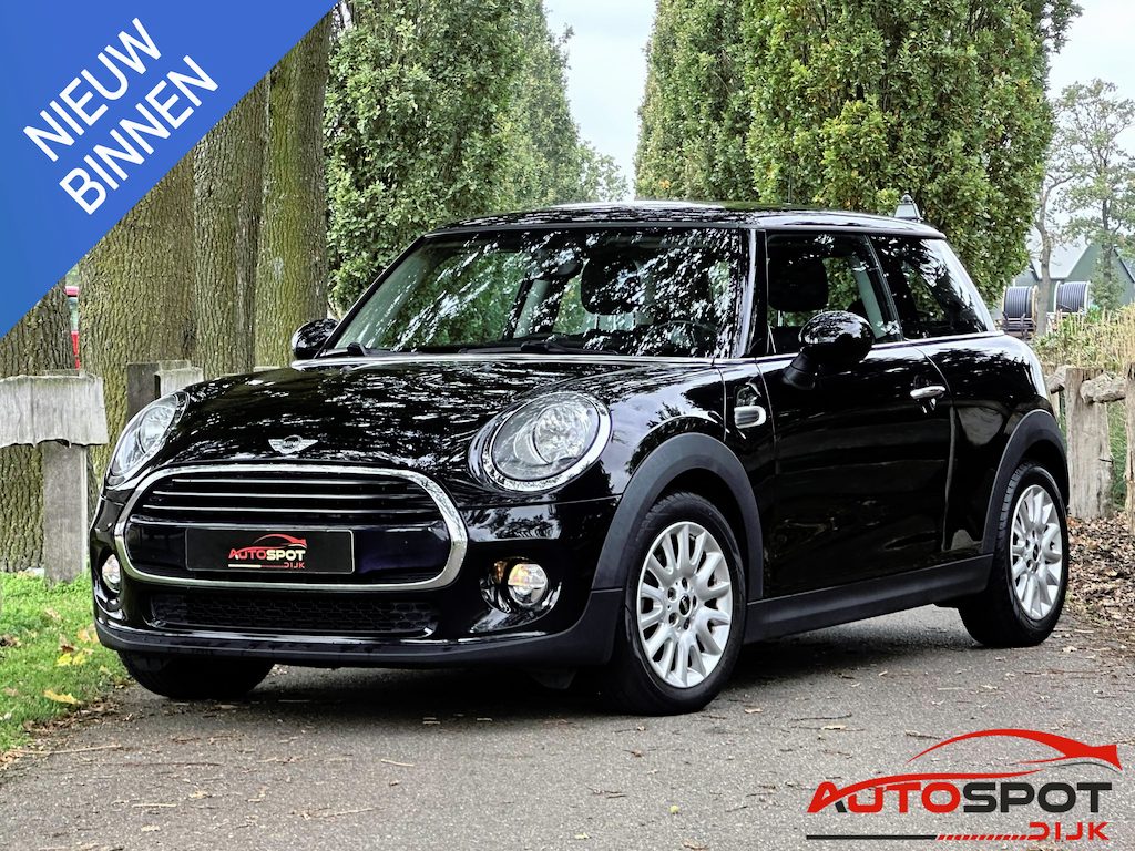 MINI Cooper 3-Deurs 1.5 Business