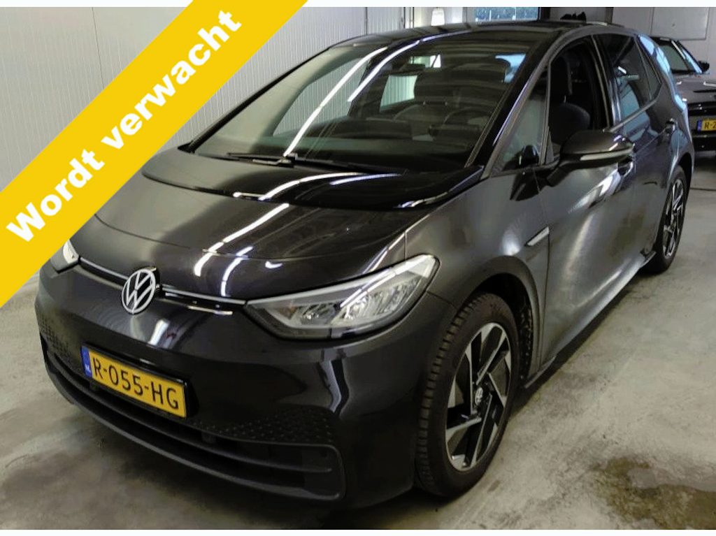Volkswagen ID.3 Pro 58 kWh Stoelverwarming Stuurverwarming Navigatie Apple Carplay 18 Inch Velgen Adaptieve Cruise Control Dab Led Koplampen NL Auto