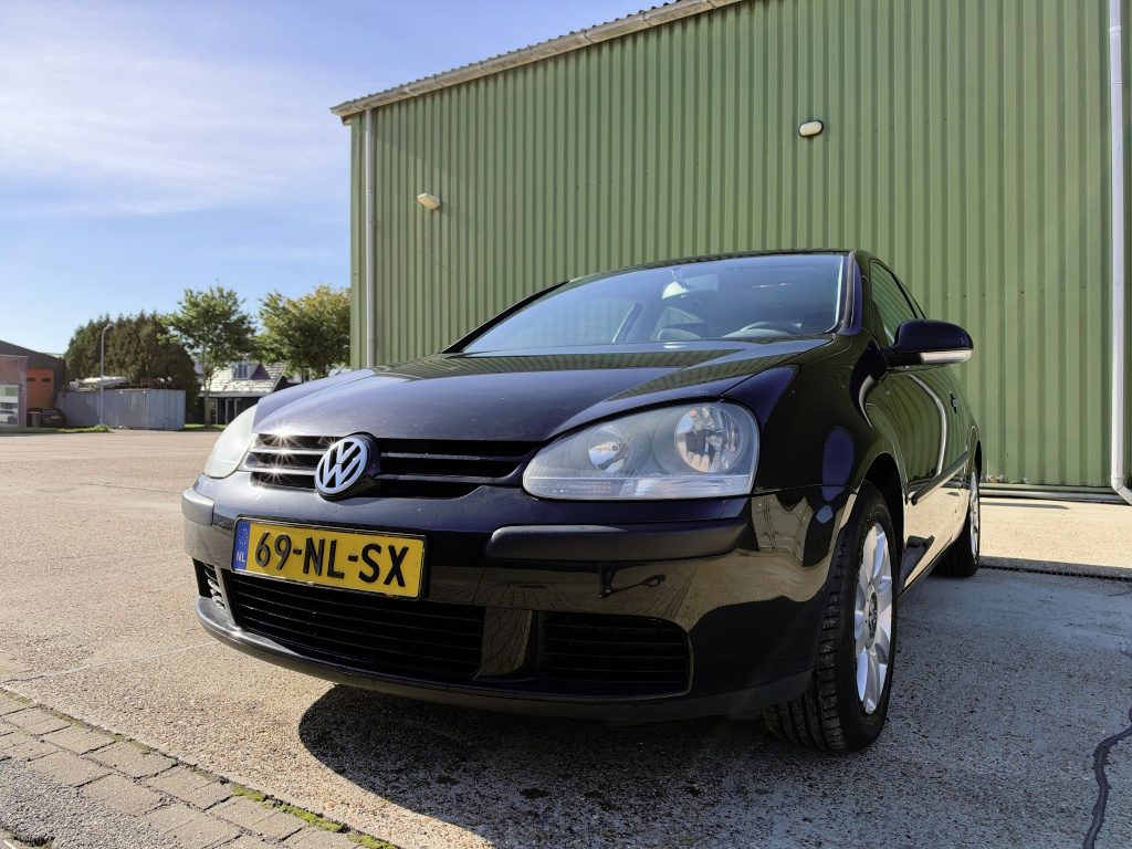 Volkswagen Golf 1.6 FSI Trendline