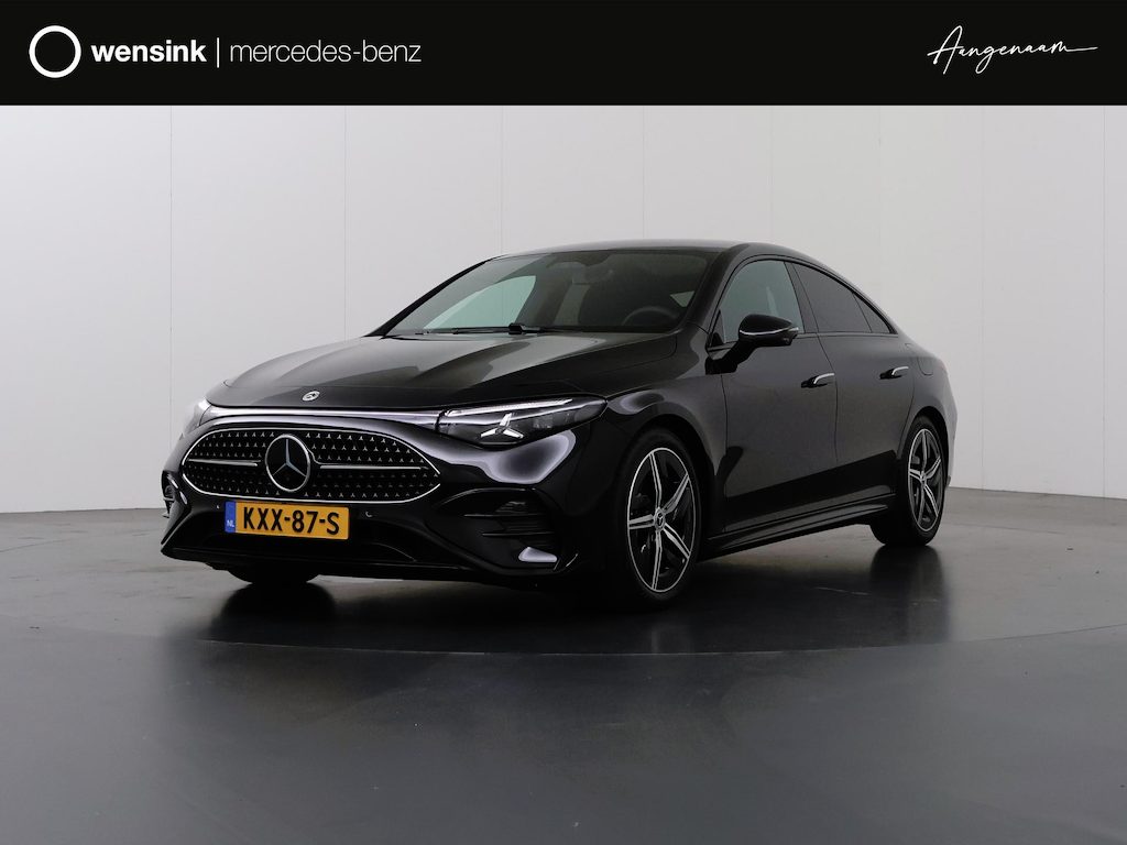 Mercedes-Benz CLA 180 Business Solution AMG | Sportstoelen | Trekhaak | Stoelverwarming |