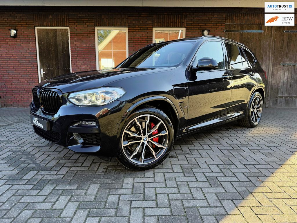 BMW X3 XDrive30e M- Sport| Pano| LED| Camera| Stuurverwarming| SOH 95%