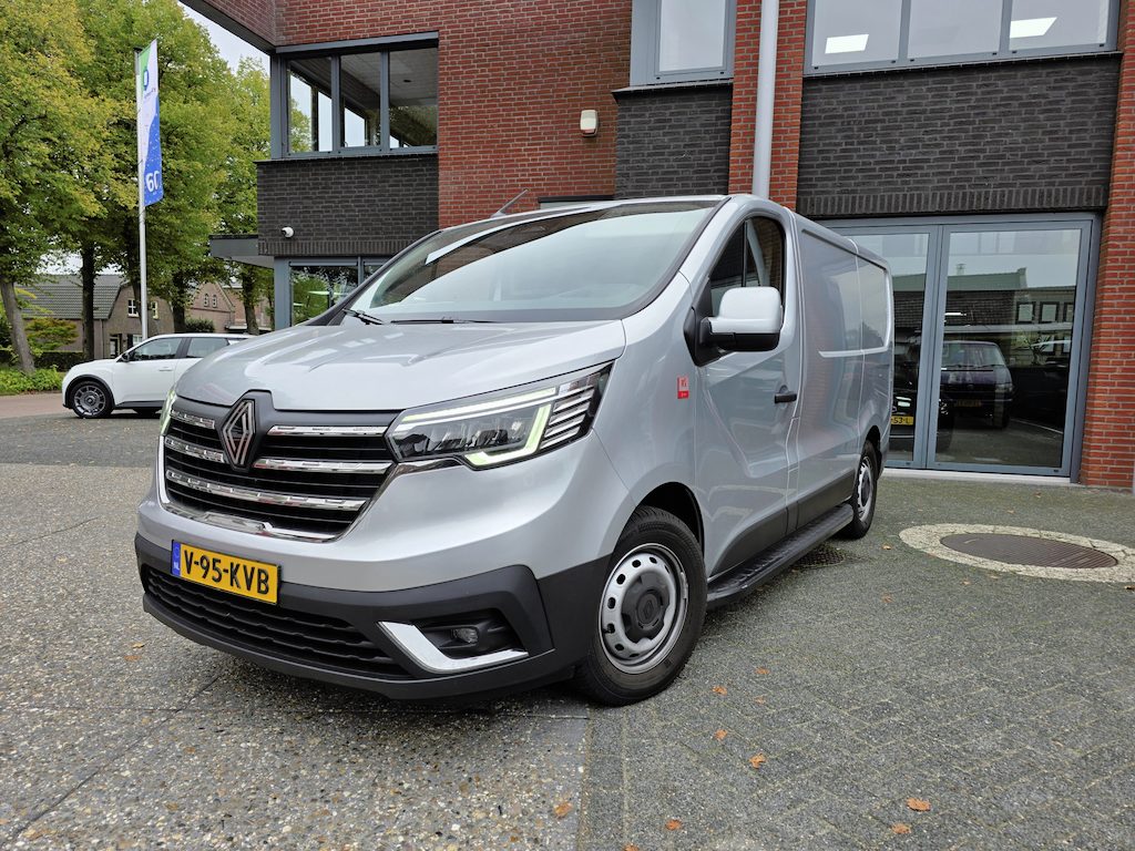 Renault Trafic 2.0 Blue dCi 150 EDC T29 L1H1 Advance Prijs Inc. BTW+BPM! | Achteruitrijcamera | Sensoren | Apple Carplay/Android Auto |