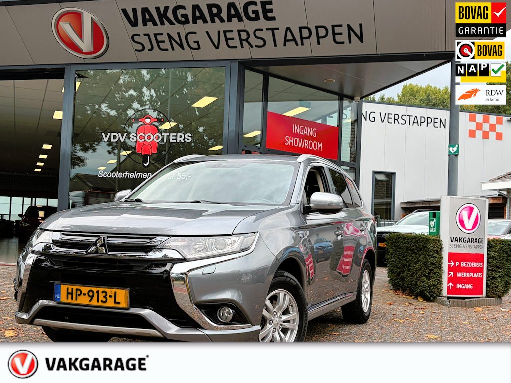 Mitsubishi Outlander 2.0 PHEV Business Edition Bovag rijklaarprijs !