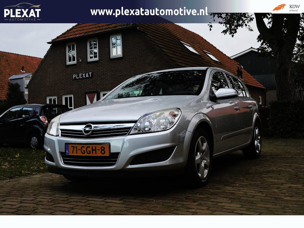 Opel Astra 1.6 Business | Airco | Trekhaak | Nederlandse auto | Cruise control | Goed onderhouden | Elektrische ramen | Radio |