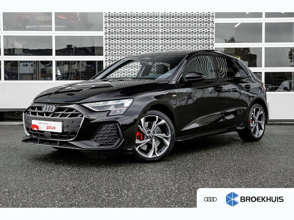 Audi A3 Sportback 45 TFSI e S edition Competition 272pk | Panoramadak | Matrix LED | Stoelverwarming