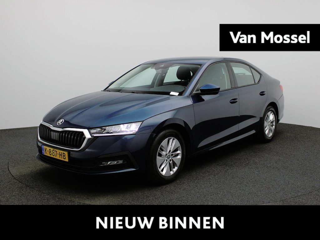 Skoda Octavia 1.0 TSI Business Edition | Apple Carplay / Android Auto | Parkeersensoren | Trekhaak | Lichtmetalen Velgen |