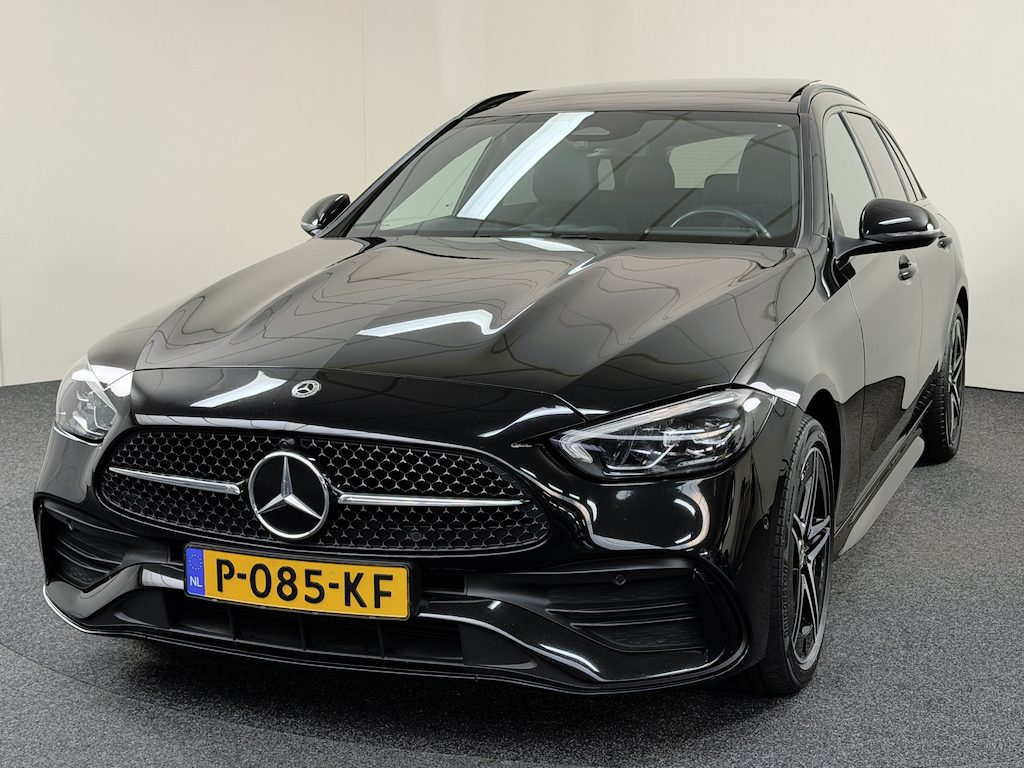 Mercedes-Benz C-klasse Estate 300 e AMG Line Limited Pano /  Camera / Keyless /Leder / Adaptive Cruise Cntrl / PDC