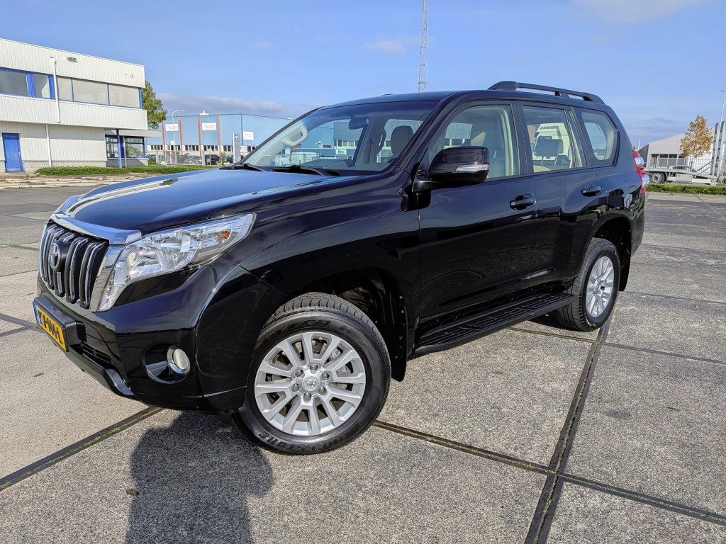 Toyota Land Cruiser 2.8 D-4D VX Trekhaak