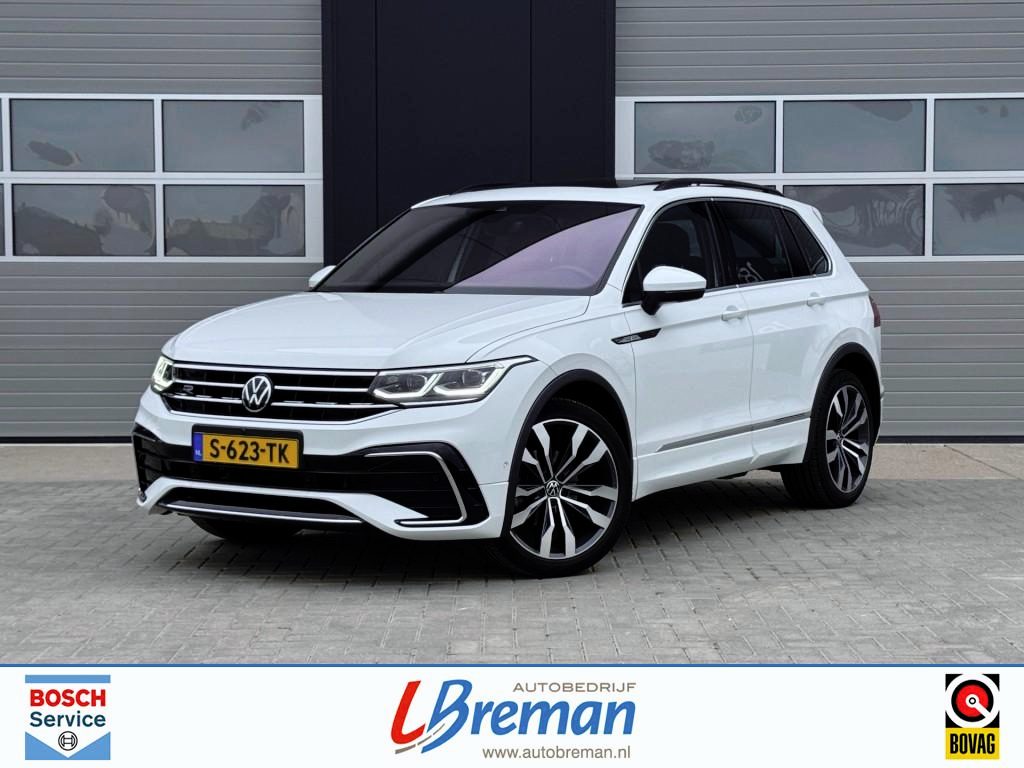 Volkswagen Tiguan 1.5 TSI R-LINE DSG Leder Panodak H&amp;K Trekhaak NL-auto 1e Eig.