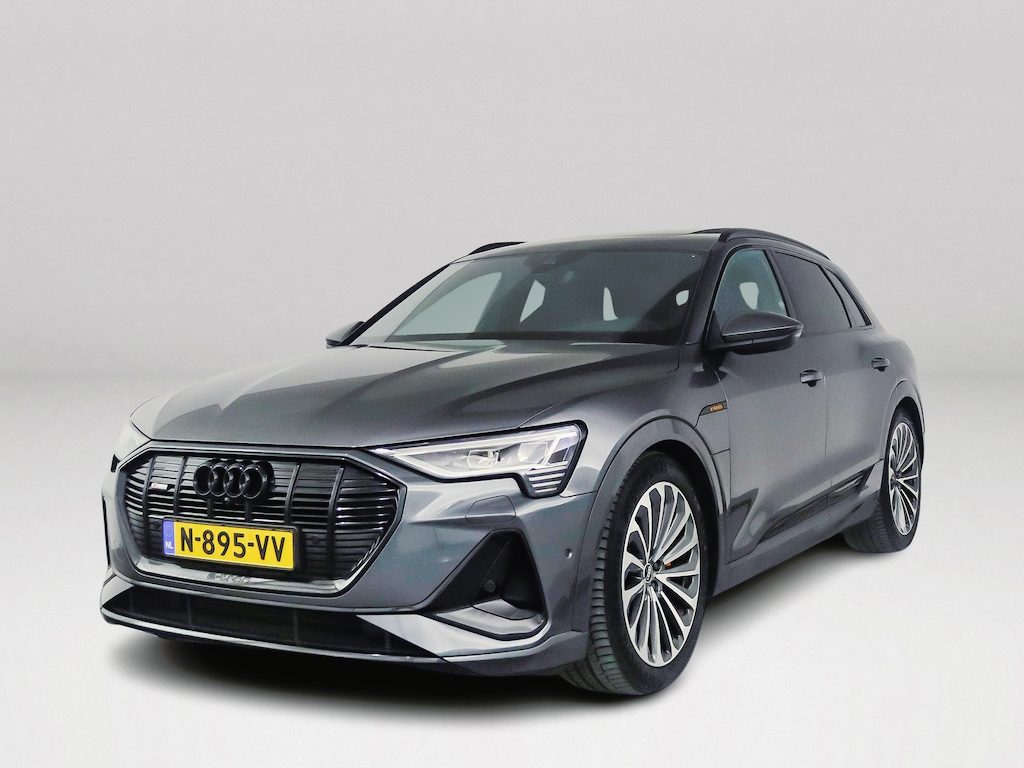 Audi E-tron 55 quattro S edition 95 kWh | SOH 87% | 360° camera | Bang & Olufsen Premium | Matrix led | Stoelverwarming