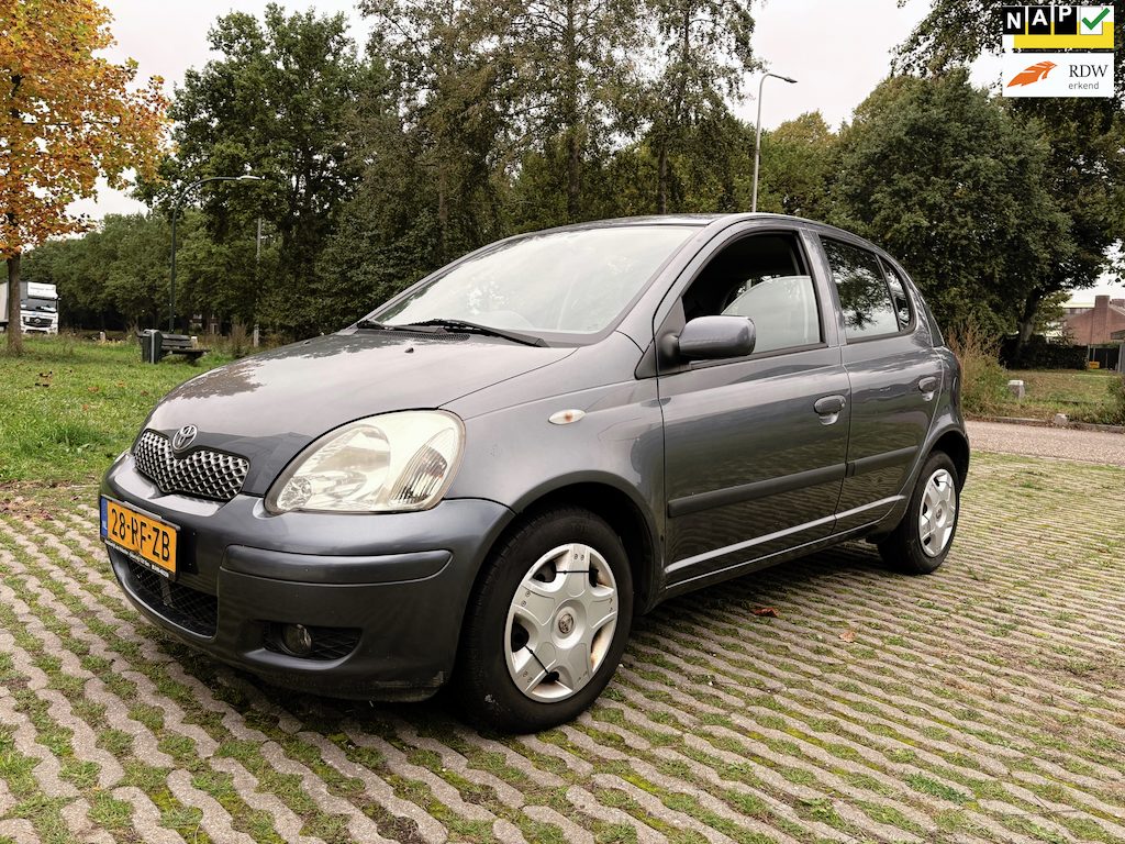 Toyota Yaris 1.3 VVT-i S-Line