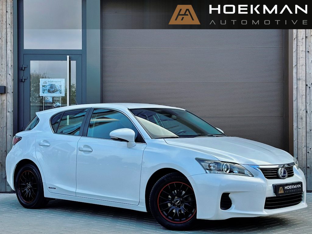 Lexus CT 200h Hybrid Automaat | Bluetooth, Metallic lak, Climate, Spraakbediening, Elektrische ramen V+A, Radio/CD, USB/AUX, 16”