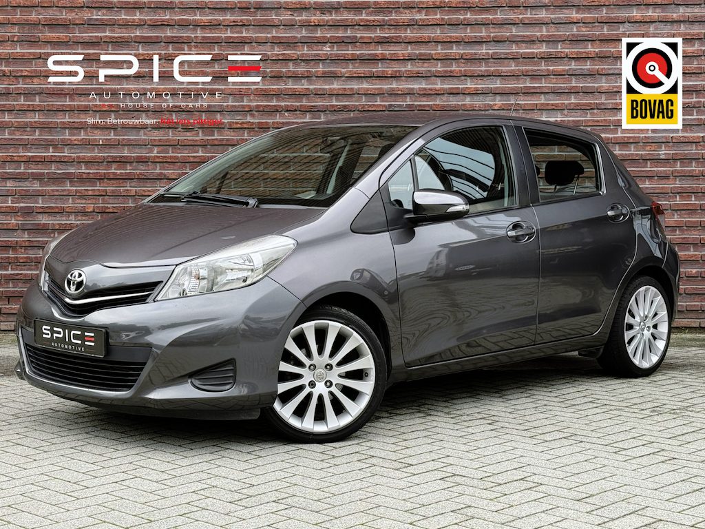 Toyota Yaris 1.0 VVT-i Aspiration 17inch Bleutooth 78dkm Super zuinig én sportief!