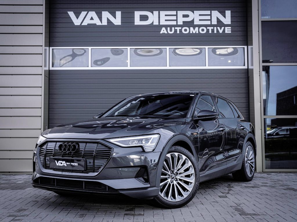 Audi E-tron 50 quattro Advanced edition Plus - S-Line l Pano l Trekhaak l 360cam