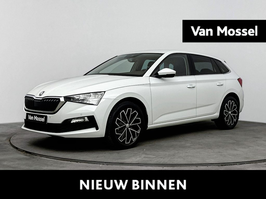 Skoda Scala 1.0 TSI Ambition 110PK | Automaat | Navigatie | Stoelverwarming | Cruise Control | Achteruitrijcamera | Privacy Glass | Apple CarPlay & Android Auto