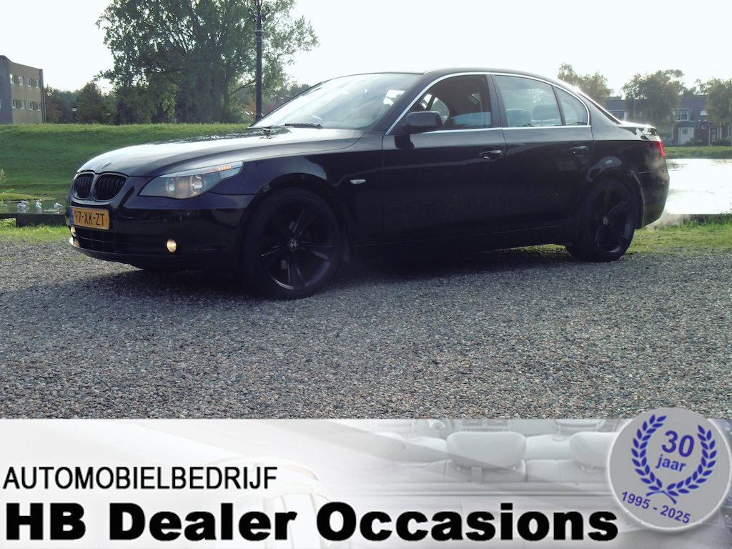 BMW 5-Serie 523i Business Line - Airco - Navigatie - Leer interieur