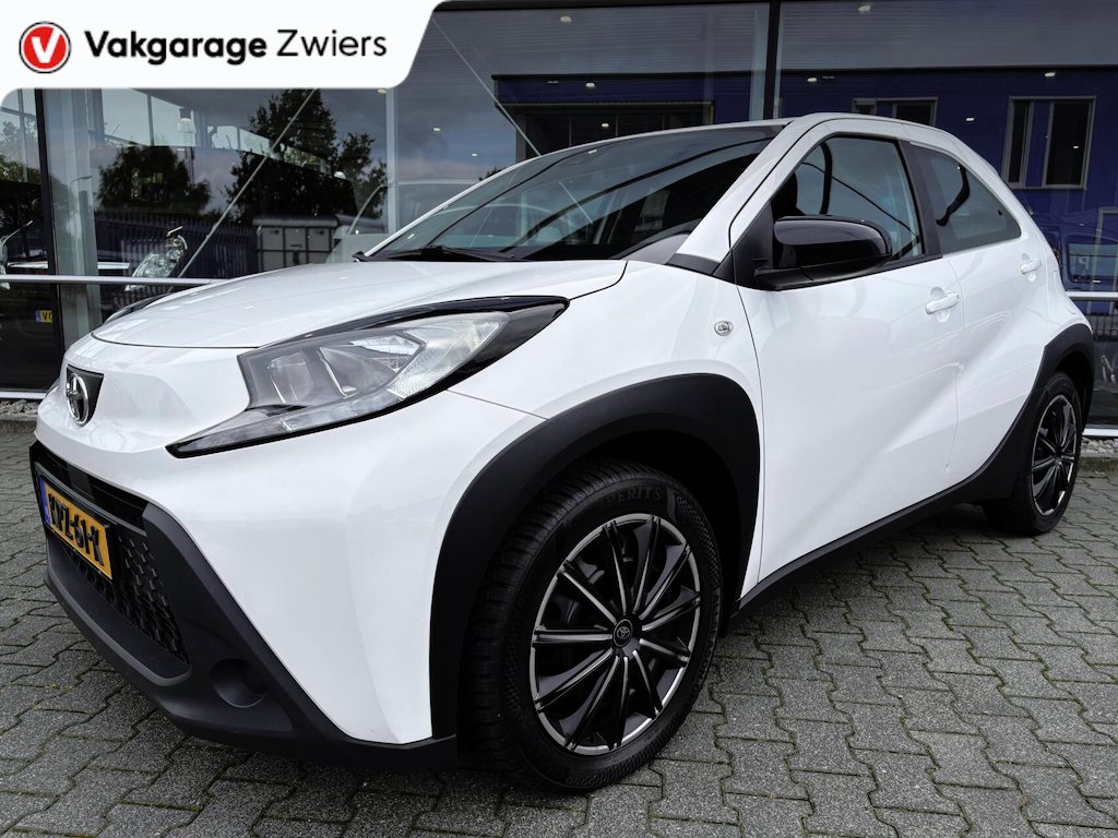 Toyota Aygo X 1.0 VVT-i S-CVT Play |Camera|Cruise|Automaat|Carplay.