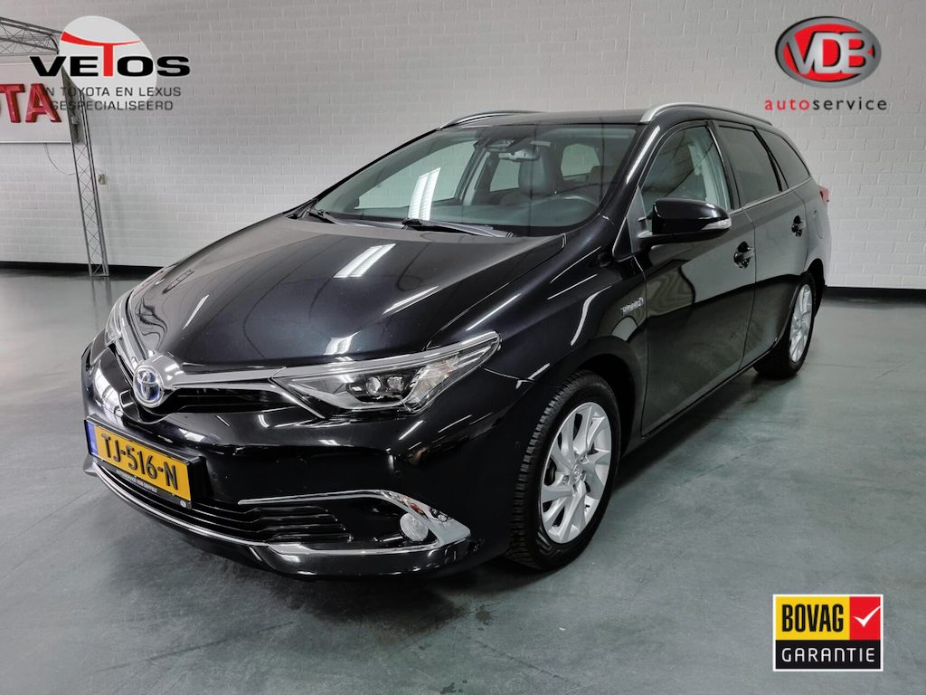 Toyota Auris Touring Sports 1.8 Hybrid Executive