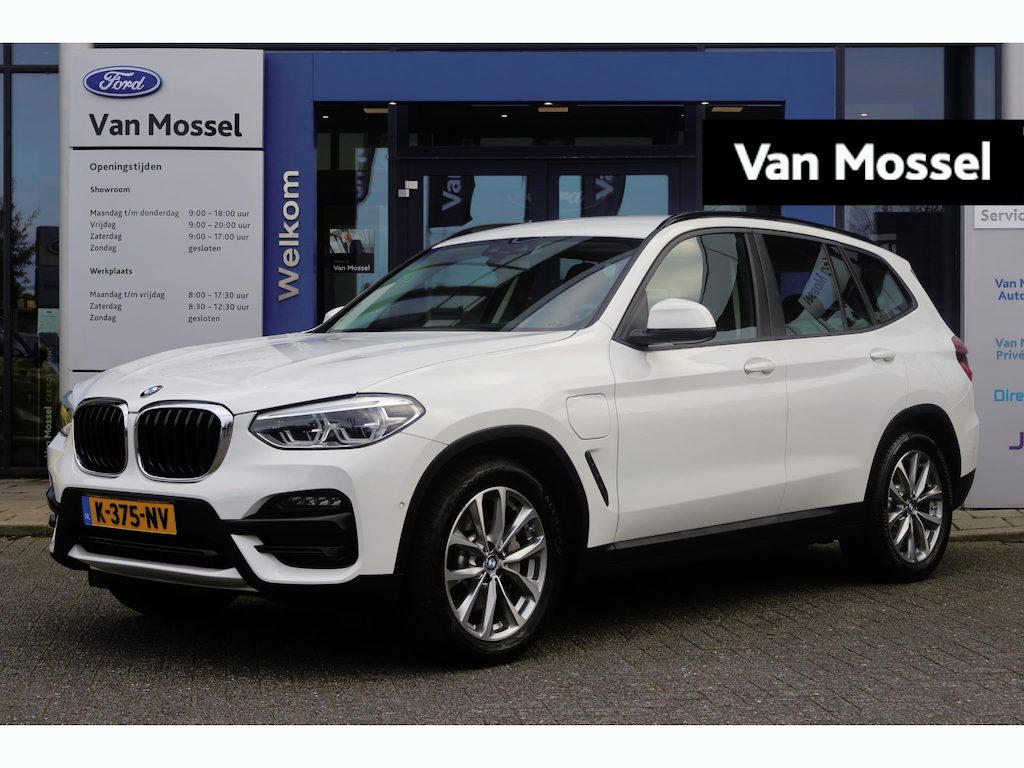 BMW X3 xDrive30e eDrive Edition | Head-Up | Stoelverwarming | Cruise Control | Leder | Elektrische Achterklep | Camera |