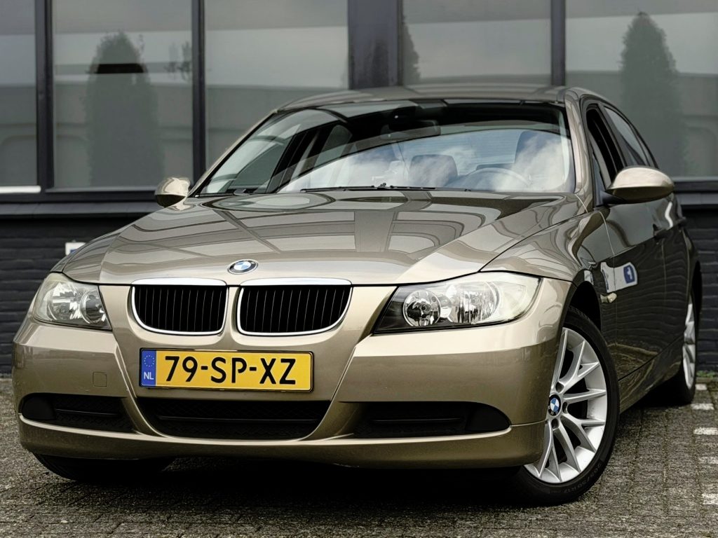 BMW 3-Serie 318i High Executive