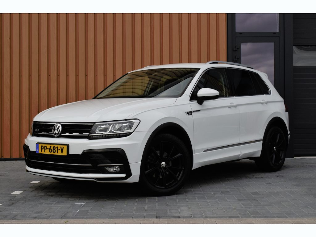 Volkswagen Tiguan 1.4 TSI 150pk DSG R-line | Virtual | LED | Trekhaak | 19"