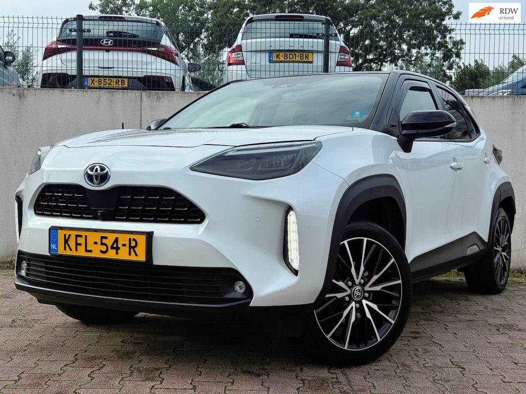 Toyota Yaris Cross 1.5 Hybrid /ADVENTURE/4X4/PANO/HEADUP DISPLAY/STUUR EN STOEL VERWARMING/HYBRIDE GARANTIE/RIJKLAAR/TREKHAAK/PDC/