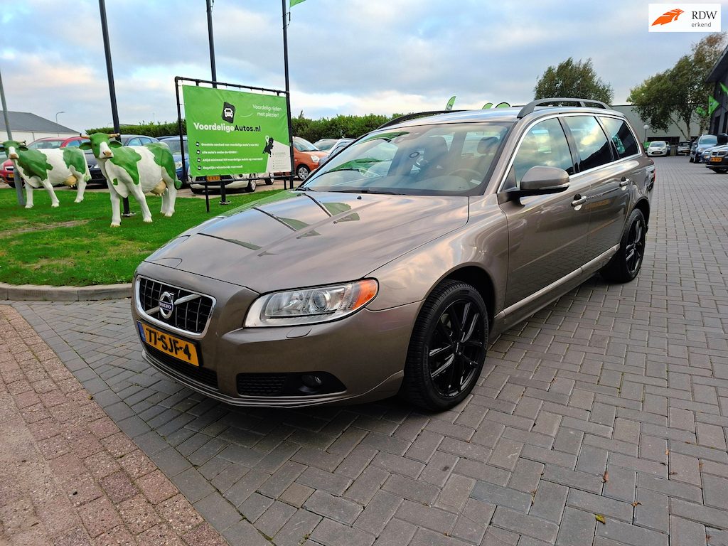 Volvo V70 1.6 T4 Limited Edition / Nette auto / APK okt 2027