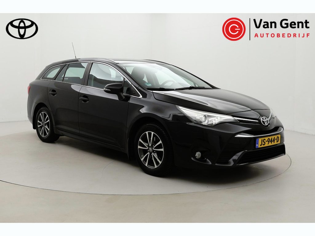 Toyota Avensis Touring Sports 1.8 VVT-i Aspiration | Trekhaak (1.600 KG) | Navigatie | Stoelverwarming | Keyless | Cruise Control | Clima | Camera | 16 inch | Bluetooth | Rijstrooksensor