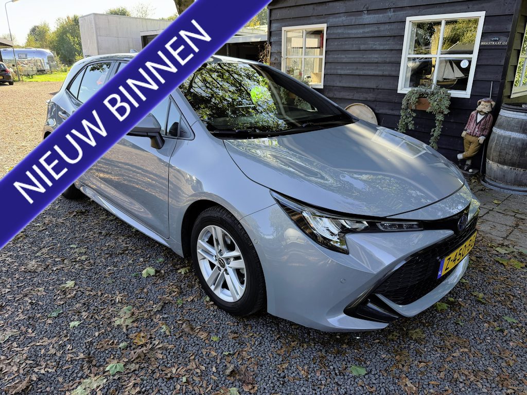 Toyota Corolla 1.8 Hybrid Active|Trekhaak|Stoelverwarming