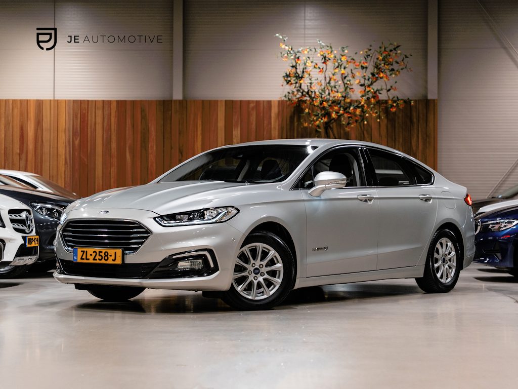 Ford Mondeo 2.0 IVCT HEV Titanium, Digi Dash, Dynamic Led, Adaptive Cruise, Cam, Clima, Private Glas, PDC, Voll Onderhouden