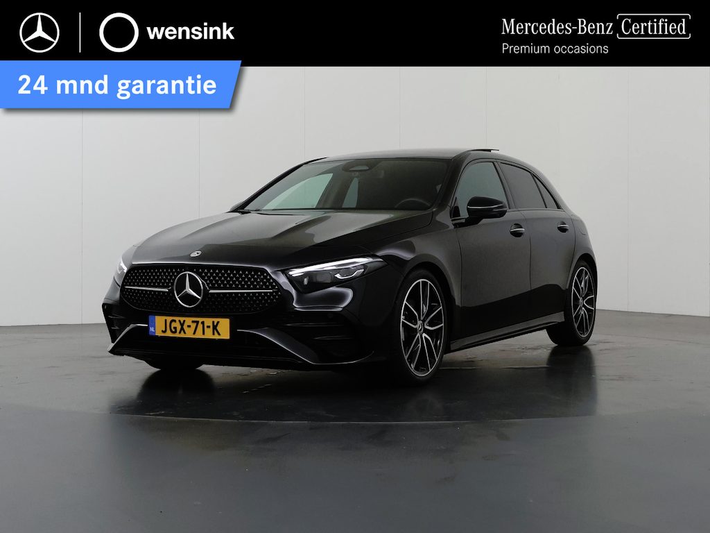 Mercedes-Benz A-klasse 180 Business Solution AMG | Panoramaschuifdak | Night | Premium Plus pakket | Dodehoekassistent | Head-up display | 19-inch Zwarte AMG Velgen |