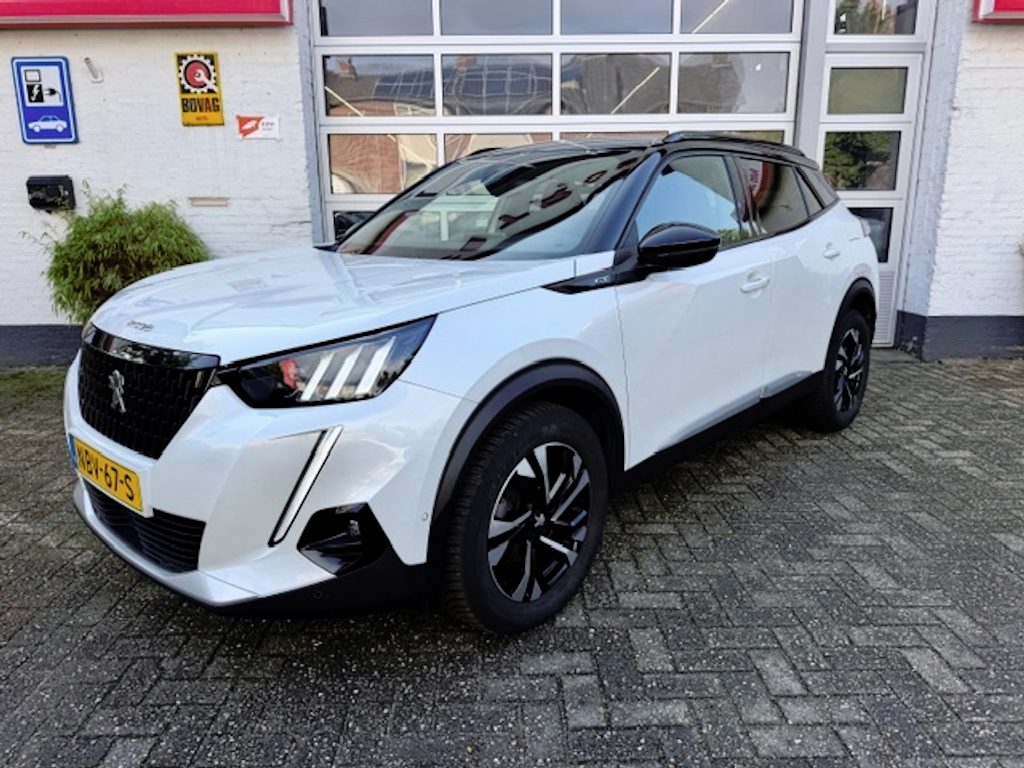 Peugeot 2008 1.2 PureTech GT-Line Carplay Navi