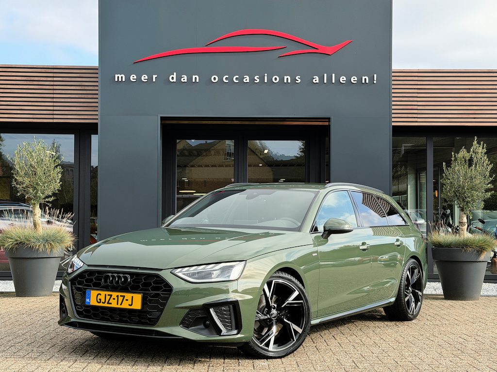 Audi A4 AVANT 35 TFSI S edition competition | Apple Carplay | Camera | Stoelverwarming