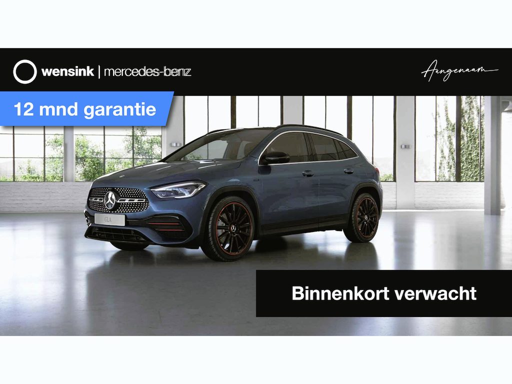 Mercedes-Benz GLA 250 e AMG Line | Trekhaak | Panoramadak | Burmester | Head Up | 360 graden camera | Carbon interieur | Apple Carplay | Draadloos laden |