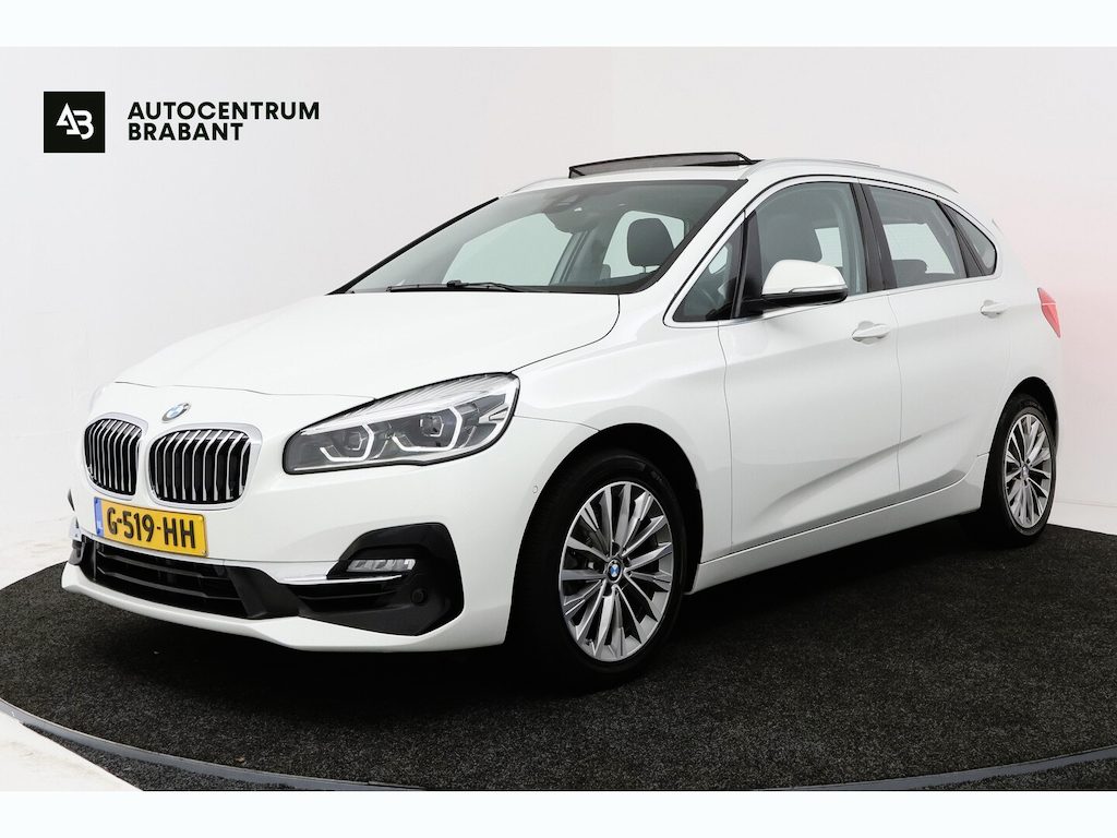 BMW 2-Serie Active Tourer 218i High Executive Edition (PANORAMADAK, TREKHAAK, STOELVERWARMING, CAMERA, DEALER ONDERH