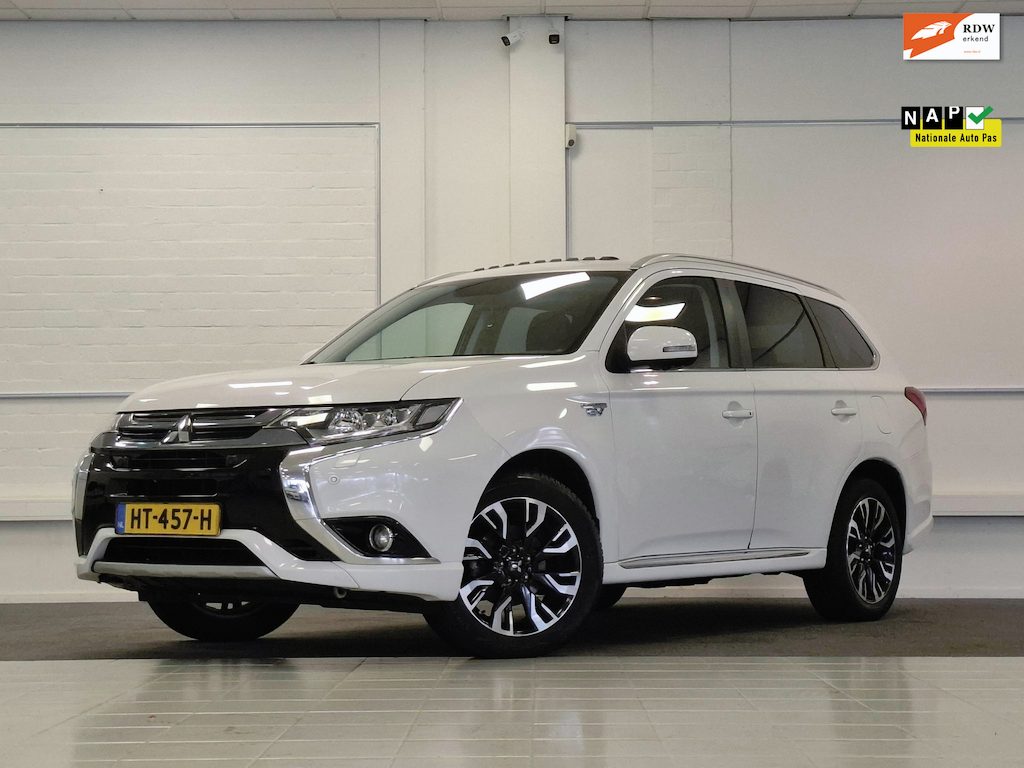 Mitsubishi Outlander 2.0 PHEV instyle+ SOH 98,8%