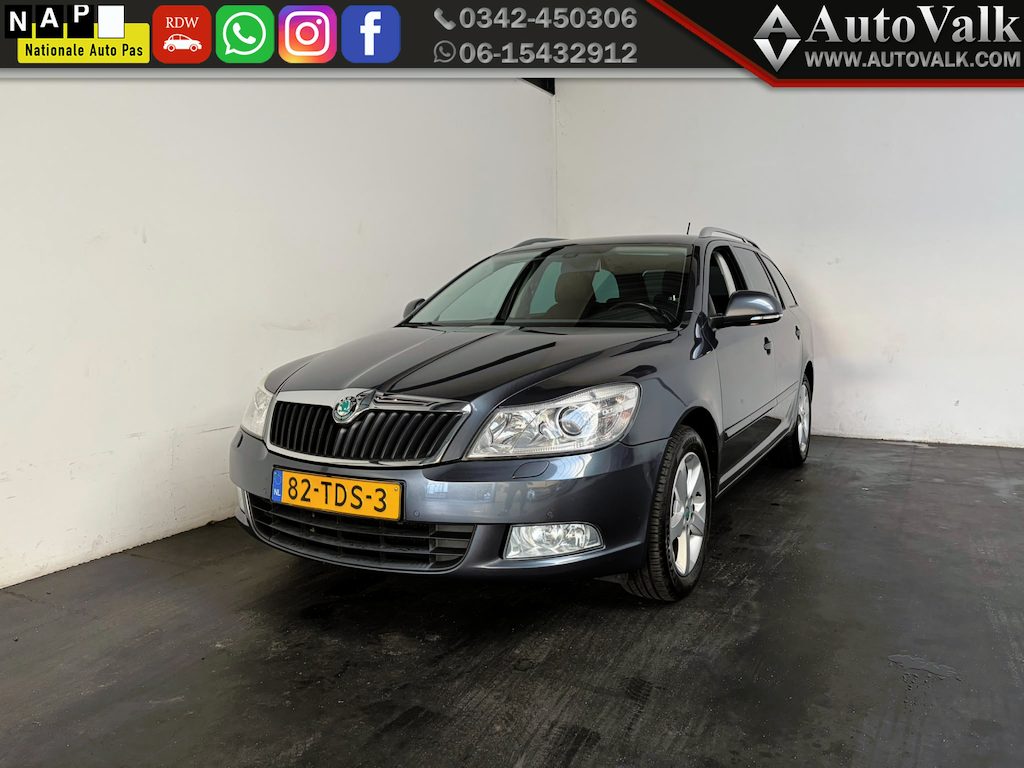 Skoda Octavia Combi 1.4 TSI Greentech Elegance Business Line