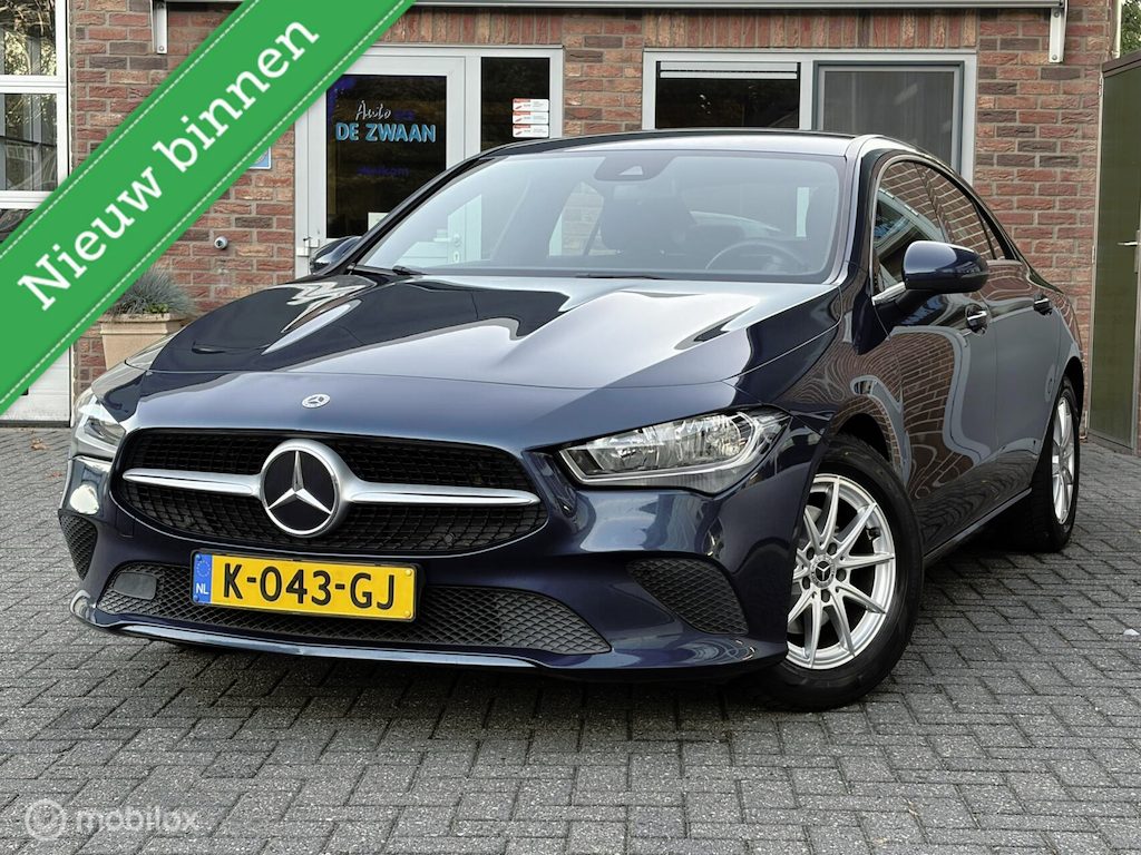 Mercedes-Benz CLA 180 Advantage|Carplay|Camera|Lane-assist|Zwarte Hemelbekleding.
